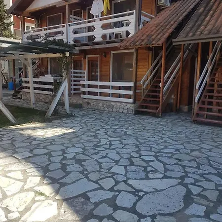 Bujtina E Zefit Skataj